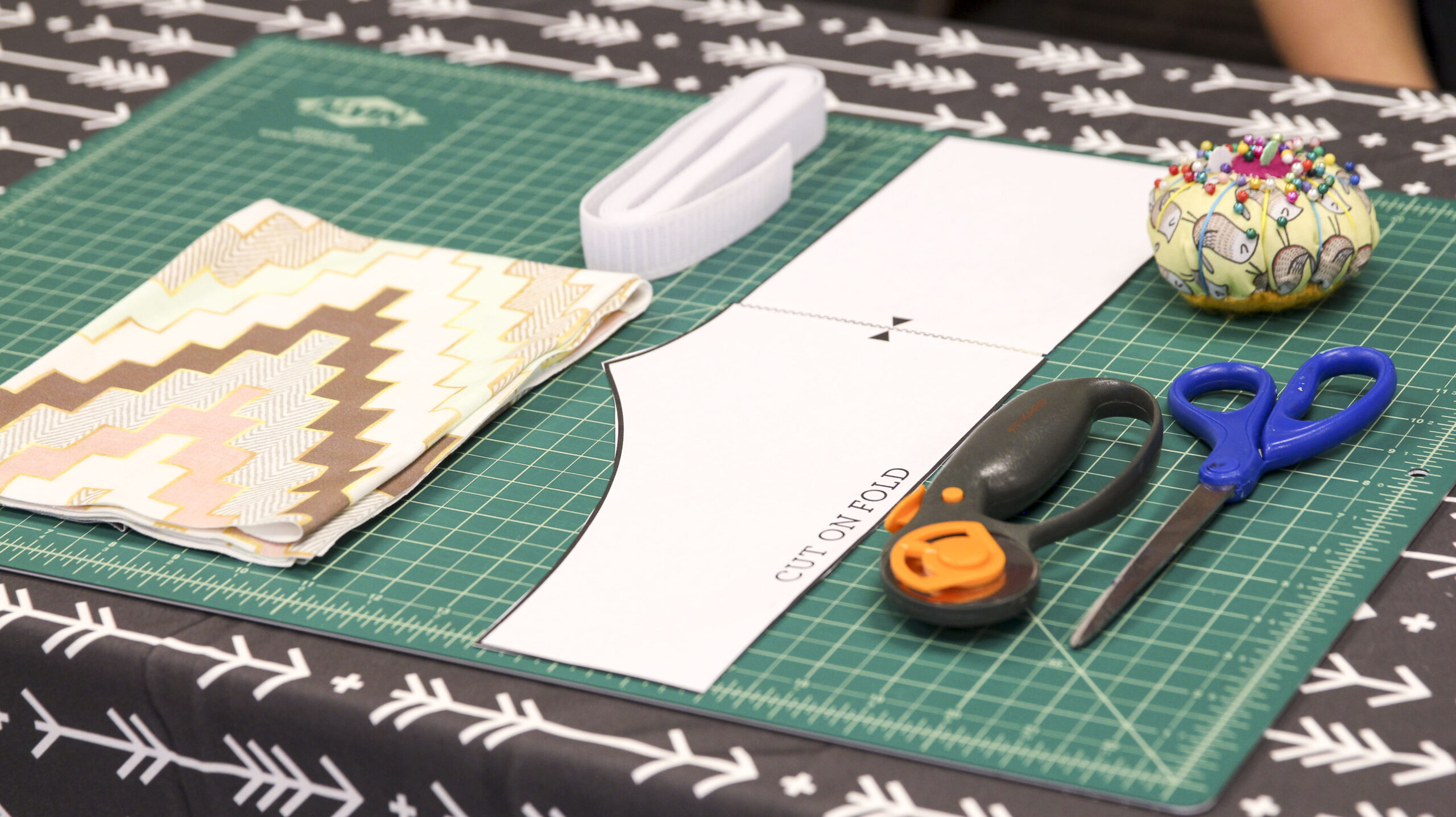 knitbabyleggings-supplies