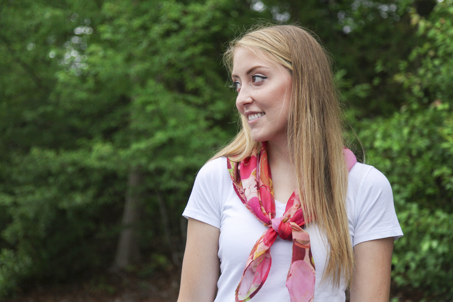 Allie in her finished Chiffon scarf | Spoonflower Blog