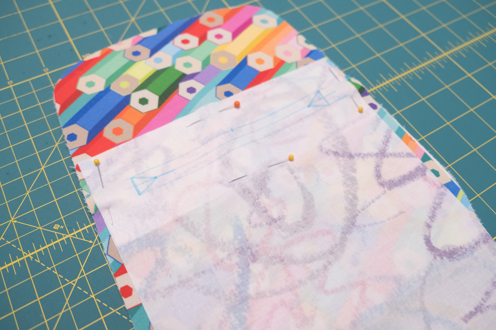Fuse outer zipper pocket interfacing to the bottom of the fabric piece | Spoonflower Blog