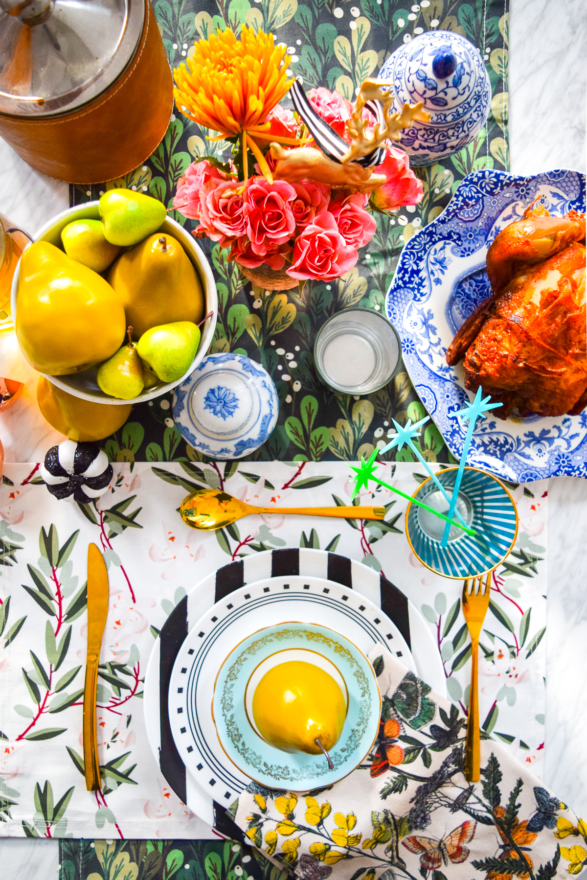 5 Styling Tips for a Flawless and Functional Holiday Tablescape | Spoonflower Blog 
