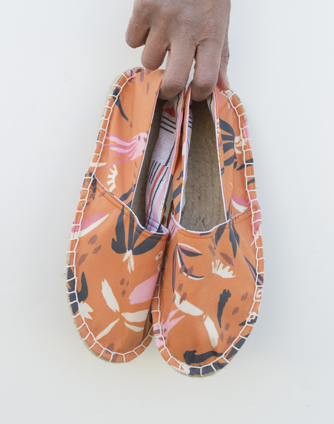 4 Tips For Making Your Own Pair of Espadrilles with Spoonflower Fabric | Spoonflower Blog 
