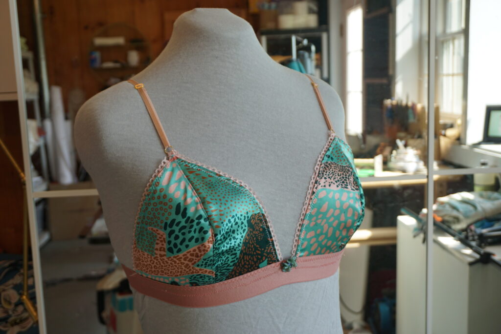 5 Handmade Bras To Inspire Your Next Sewing Day | Spoonflower Blog 