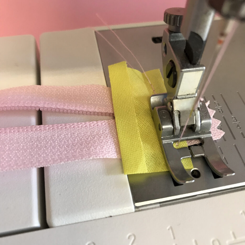 Attach zipper fabric ends | Spoonflower Blog 