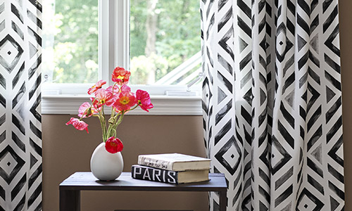 Black and white geometric curtains | Spoonflower Blog 