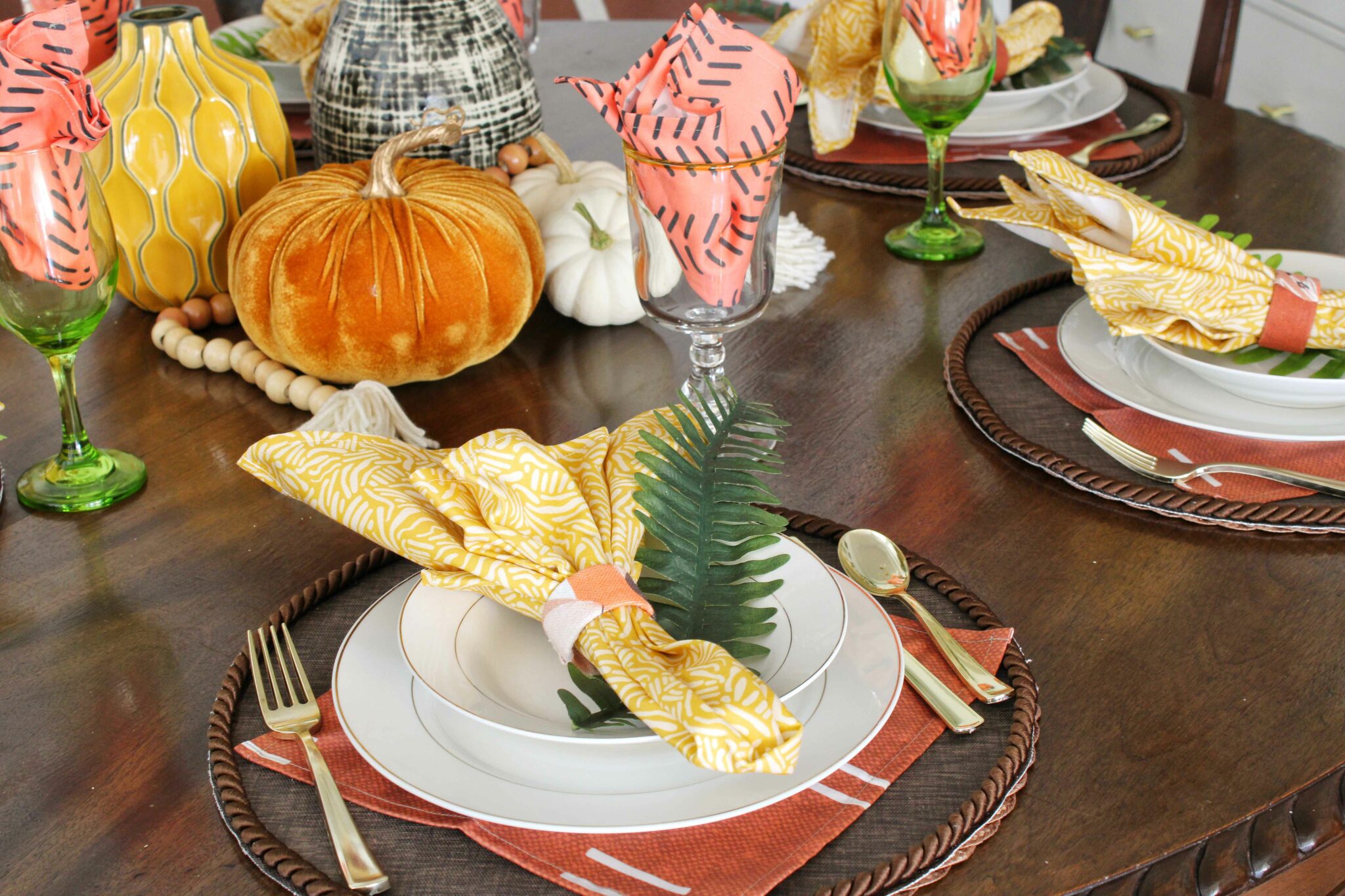 How to Create a Fall Tablescape Worth Celebrating